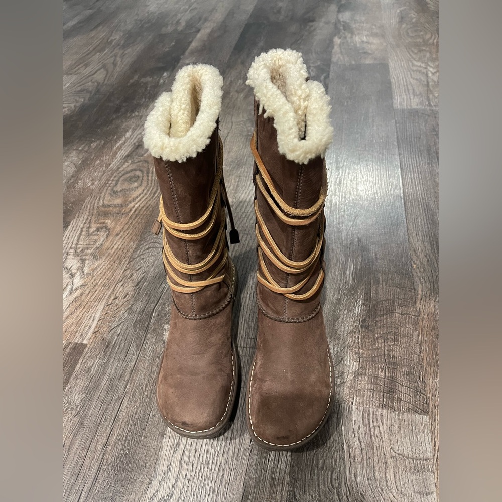 UGG Brown Shearling-Lined Winter Boots